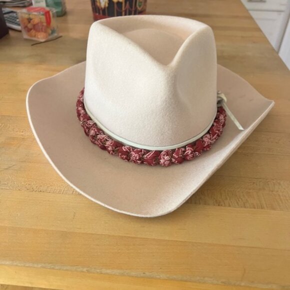 Ruediger Pink Suede Cowboy Hat - Picture 3 of 5